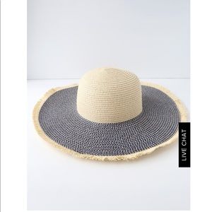 Floppy straw hat BRAND NEW
